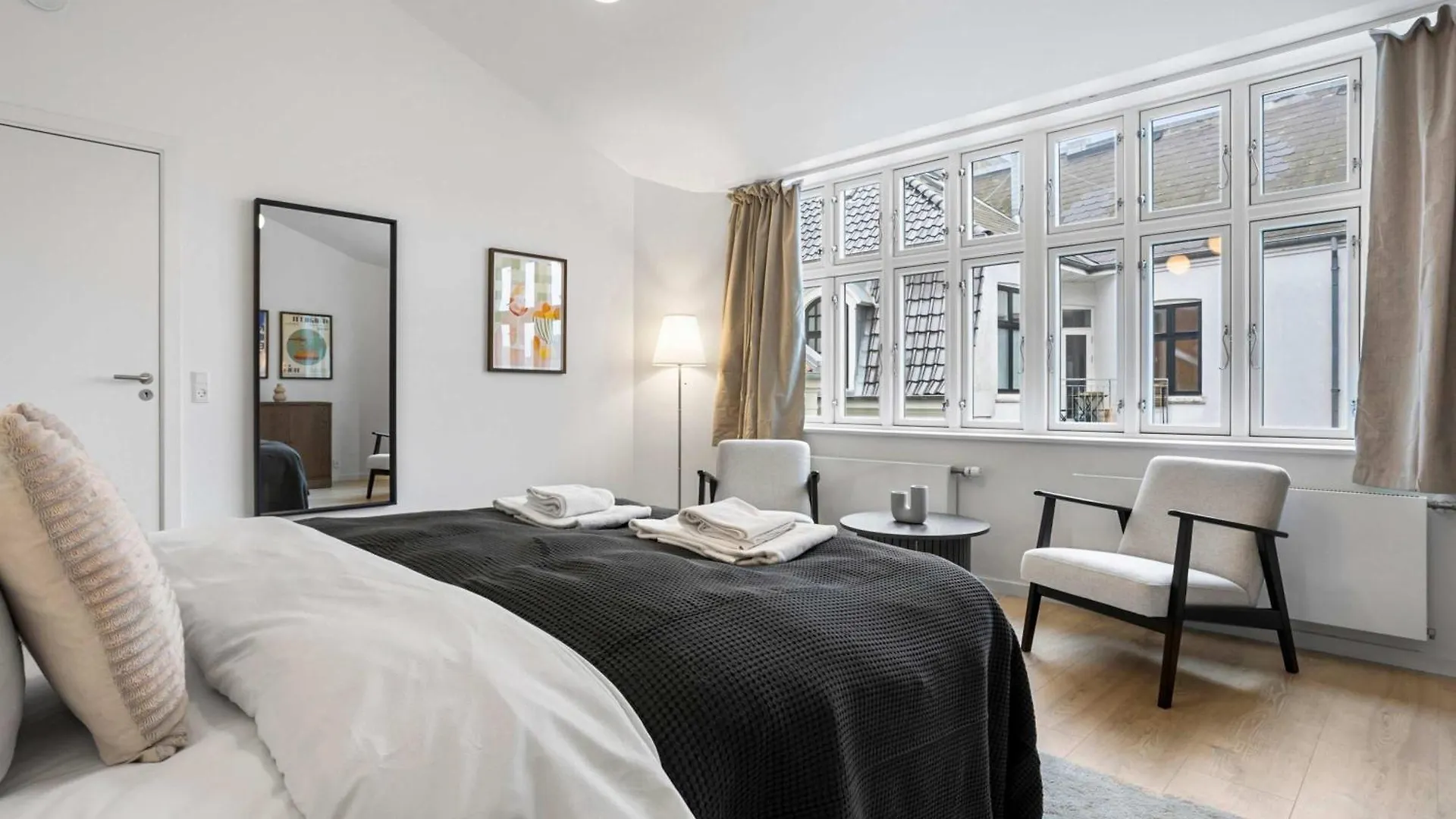 The Royal City Suite Aarhus Apartment
