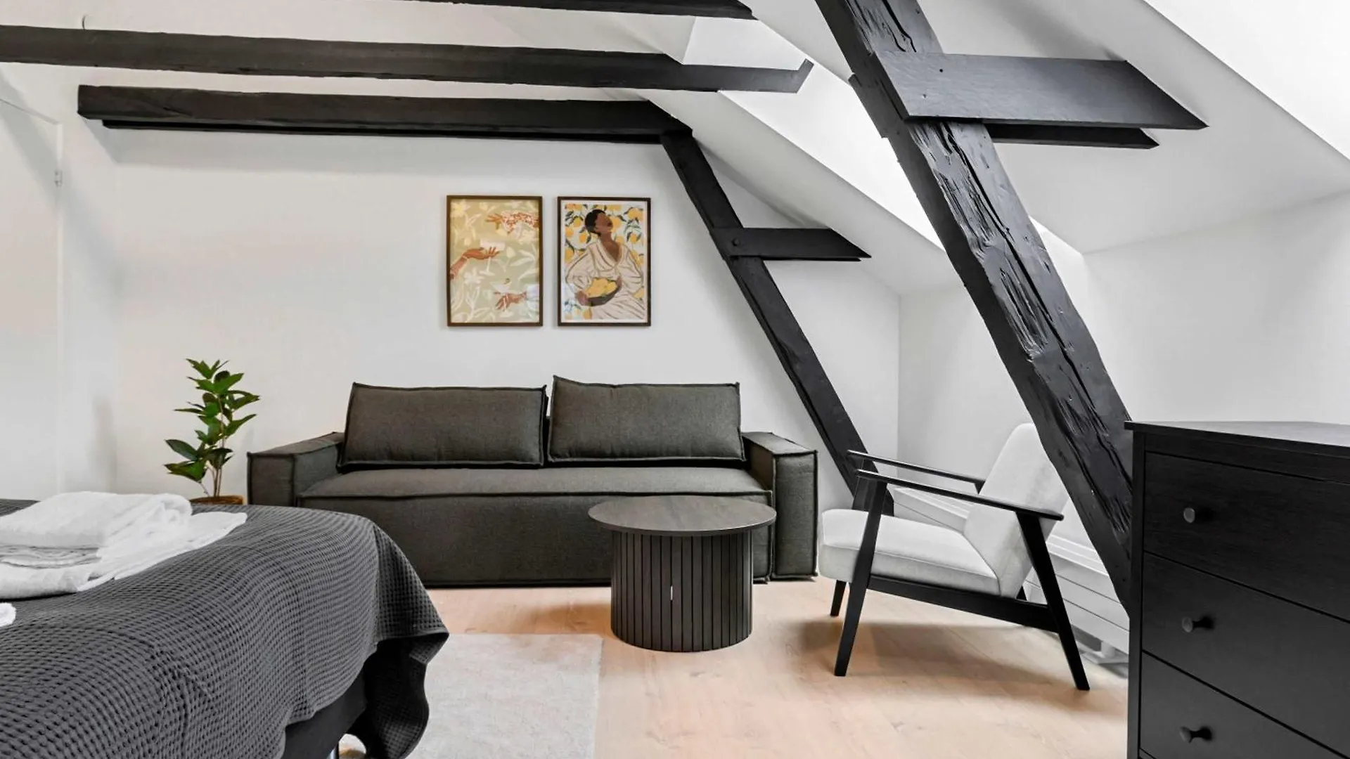 Apartment The Royal City Suite Aarhus
